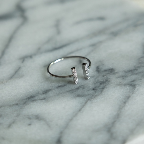 Silver Open Cubic Zirconia Ring - Picture 3 of 3